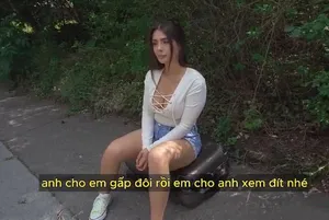 Đụ cái lồn ướt của tôi ngoài trời